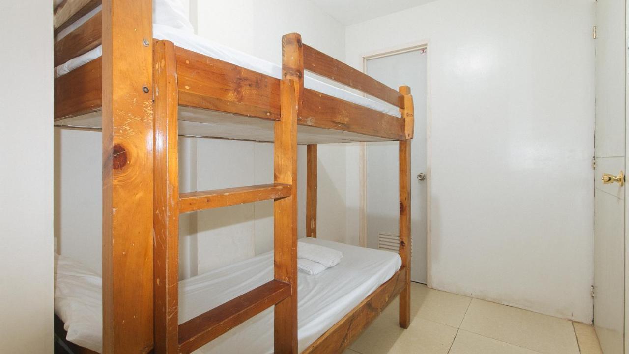 Nearest Hostel Pasay City By Reddoorz المظهر الخارجي الصورة